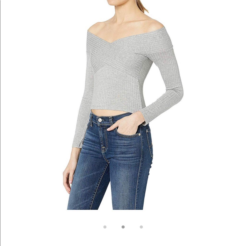 NWT BCBG cropped off the shoulder knit